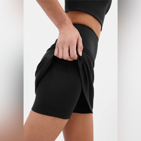 Girlfriend Collective Jet Black Skort - Picture 1 of 5